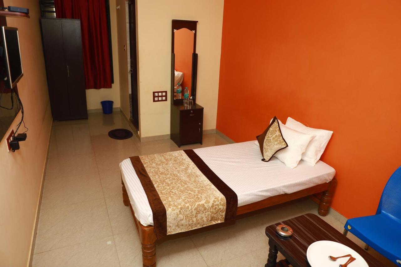 Megha Residency 호텔 Haveri 외부 사진